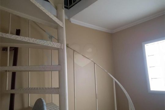 Casa à venda com 3 quartos, 156m² em Parque Sao Luis, São Paulo