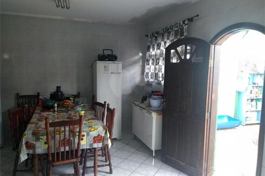 Casa à venda com 3 quartos, 200m² em Vila Bonilha, São Paulo