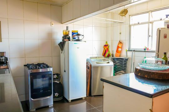 Cozinha de apartamento à venda com 2 quartos, 91m² em Pilares, Rio de Janeiro