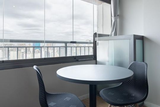 Varanda de kitnet/studio para alugar com 1 quarto, 26m² em Planalto Paulista, São Paulo