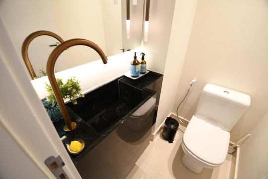 Lavabo de apartamento à venda com 3 quartos, 120m² em Taquaral, Campinas