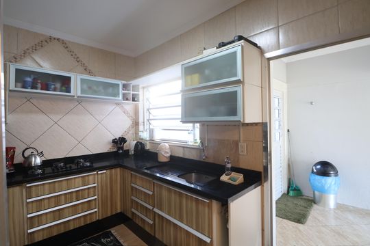 Cozinha de casa à venda com 4 quartos, 180m² em Marechal Rondon, Canoas