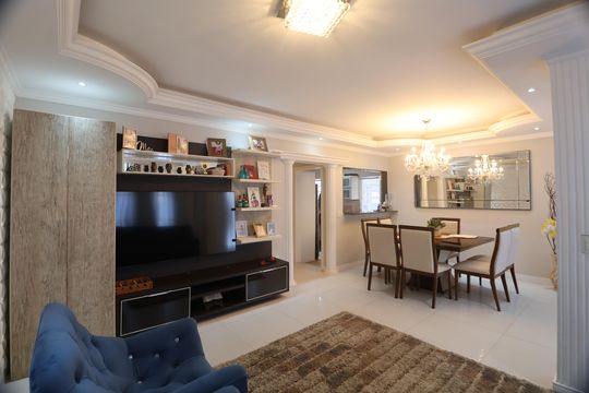 Sala de casa à venda com 4 quartos, 180m² em Marechal Rondon, Canoas