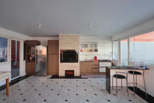 Área comum - Churrasqueira de casa à venda com 4 quartos, 180m² em Marechal Rondon, Canoas