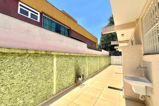 Área externa de casa à venda com 5 quartos, 600m² em Planalto Paulista, São Paulo