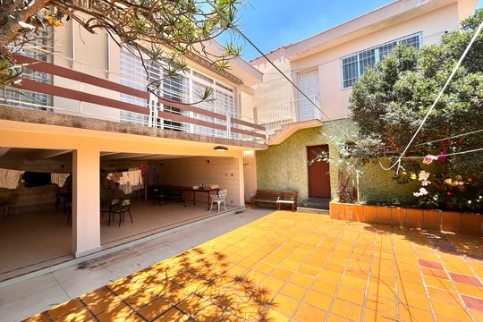 Quintal de casa à venda com 5 quartos, 600m² em Planalto Paulista, São Paulo