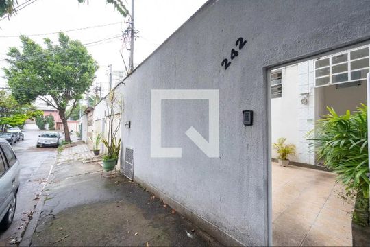 Fachada de kitnet/studio à venda com 1 quarto, 18m² em Mirandópolis, São Paulo