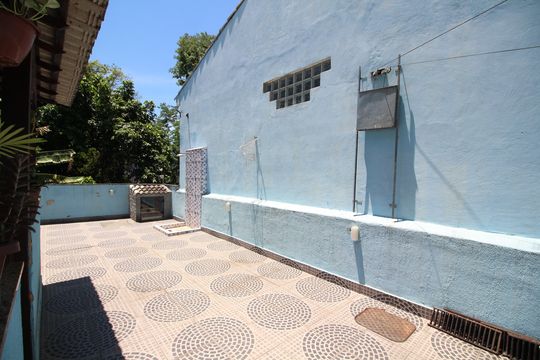 Garagem de casa de condomínio à venda com 3 quartos, 110m² em Jacarepaguá, Rio de Janeiro