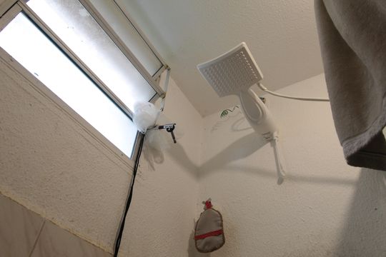 Banheiro Social de apartamento para alugar com 2 quartos, 56m² em Jardim Vitoria, Belo Horizonte
