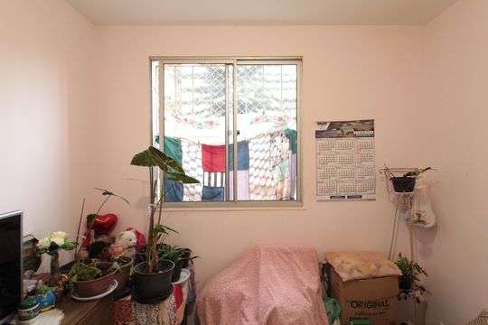 Quarto 2 de apartamento para alugar com 2 quartos, 56m² em Jardim Vitoria, Belo Horizonte