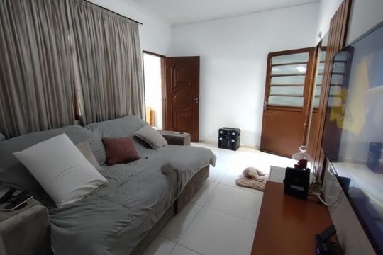 Casa à venda com 3 quartos, 199m² em Jardim Danfer, São Paulo