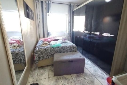 Casa à venda com 3 quartos, 199m² em Jardim Danfer, São Paulo
