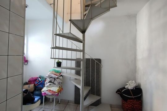 Casa à venda com 3 quartos, 199m² em Jardim Danfer, São Paulo