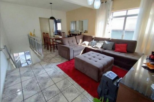Casa à venda com 3 quartos, 199m² em Jardim Danfer, São Paulo