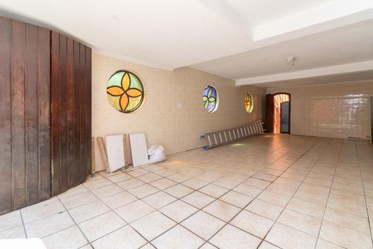 Garagem de casa à venda com 3 quartos, 308m² em Jardim Piratininga, São Paulo