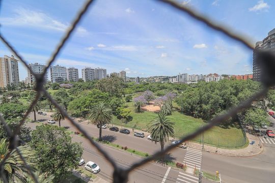 Vista da Área de Serviço de apartamento para alugar com 3 quartos, 169m² em Passo D’areia, Porto Alegre