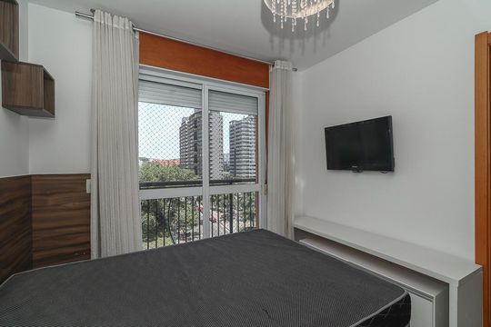 Suíte 2 de apartamento para alugar com 3 quartos, 169m² em Passo D’areia, Porto Alegre