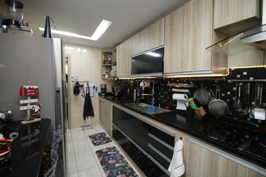 Cozinha de apartamento à venda com 3 quartos, 150m² em Penha, Rio de Janeiro