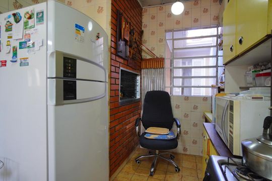 Cozinha de casa à venda com 4 quartos, 230m² em Vila Ipiranga, Porto Alegre