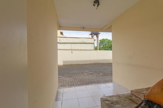 Garagem de casa à venda com 3 quartos, 99m² em Nossa Senhora das Gracas, Canoas