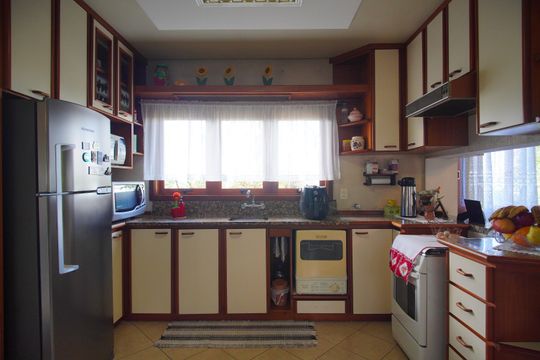 Cozinha de casa à venda com 2 quartos, 303m² em Petrópolis, Novo Hamburgo