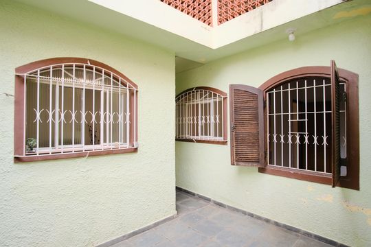 Quintal de casa à venda com 5 quartos, 288m² em Penha de França, São Paulo