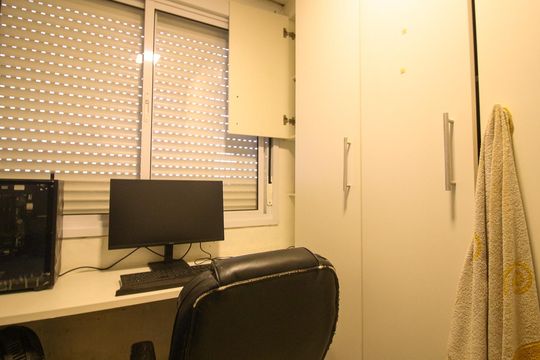 Quarto 2 de apartamento à venda com 2 quartos, 46m² em Jardim Guairaca, São Paulo