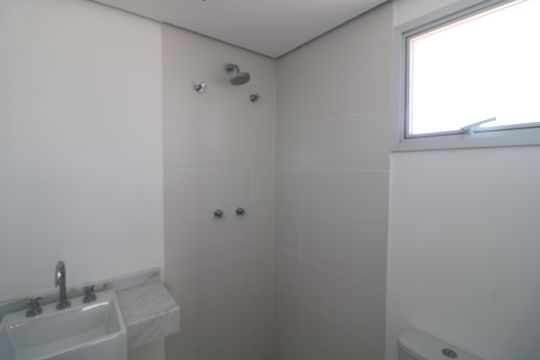 Banheiro da Suíte de apartamento à venda com 2 quartos, 64m² em Vila Prudente, São Paulo