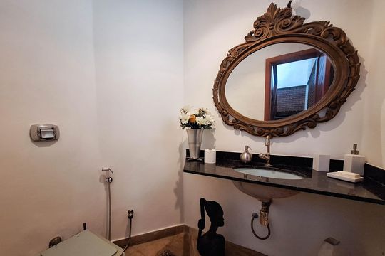 Lavabo de casa de condomínio à venda com 3 quartos, 660m² em Vila Progresso, Niterói