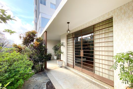 Casa à venda com 2 quartos, 400m² em Sagrada Família, Belo Horizonte