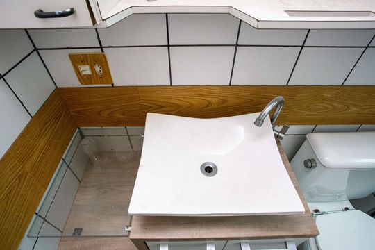 Banheiro de apartamento à venda com 3 quartos, 70m² em Jardim Melo, Diadema