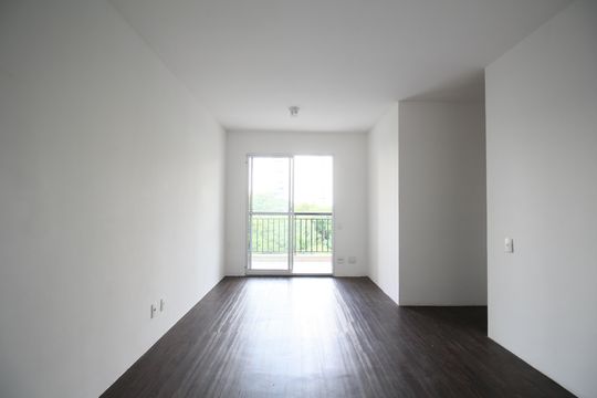 Apartamento para alugar com 3 quartos, 64m² em Jardim Caboré, São Paulo