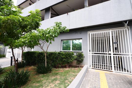Fachada de apartamento à venda com 2 quartos, 49m² em Vila Esperança, São Paulo