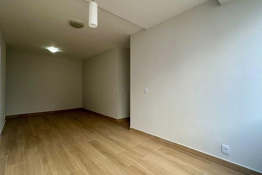 Sala de apartamento para alugar com 3 quartos, 80m² em Calafate, Belo Horizonte