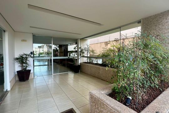 Fachada de apartamento para alugar com 3 quartos, 80m² em Calafate, Belo Horizonte