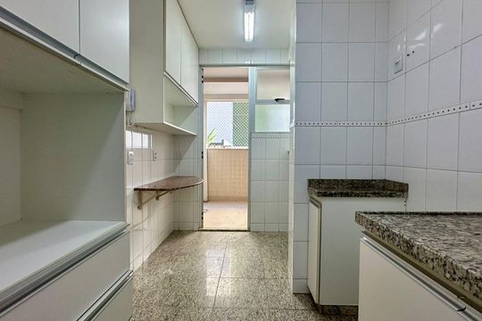 Cozinha de apartamento para alugar com 3 quartos, 80m² em Calafate, Belo Horizonte