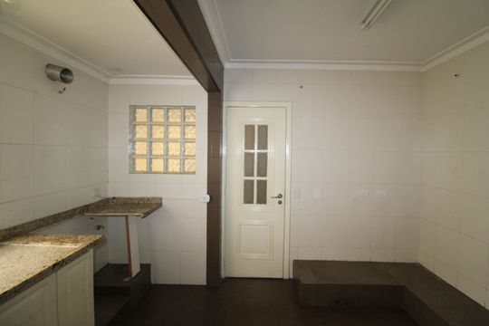 Cozinha de casa à venda com 3 quartos, 200m² em Vila Dom Pedro II, São Paulo
