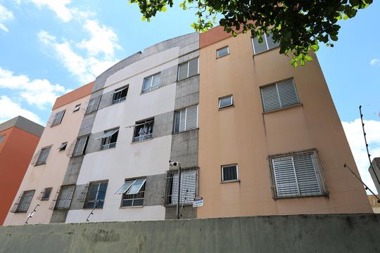 Fachada de apartamento à venda com 3 quartos, 75m² em Sagrada Família, Belo Horizonte