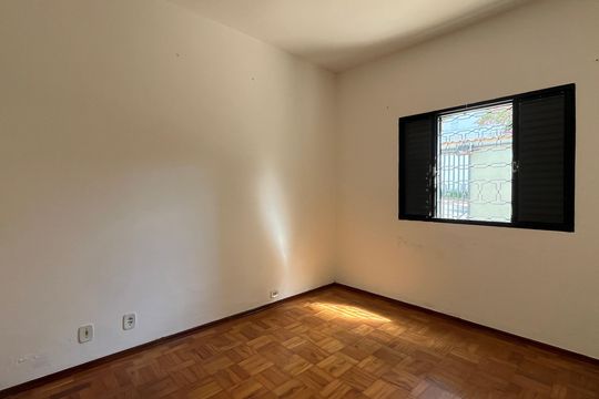 Casa à venda com 2 quartos, 300m² em Jardim Belo Horizonte, Campinas