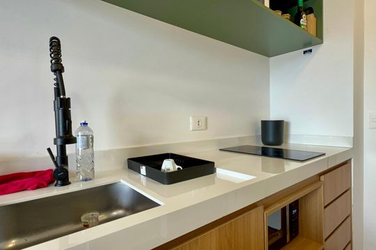 Cozinha de kitnet/studio à venda com 1 quarto, 26m² em Pinheiros, São Paulo