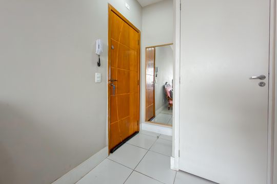 Entrada de kitnet/studio para alugar com 1 quarto, 25m² em Liberdade, São Paulo