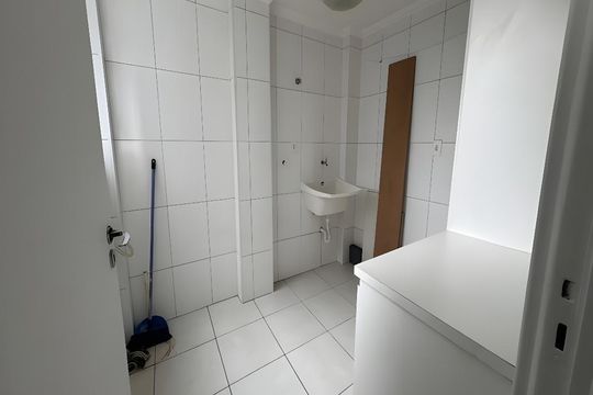 Apartamento para alugar com 4 quartos, 95m² em Jardim das Acacias, São Paulo