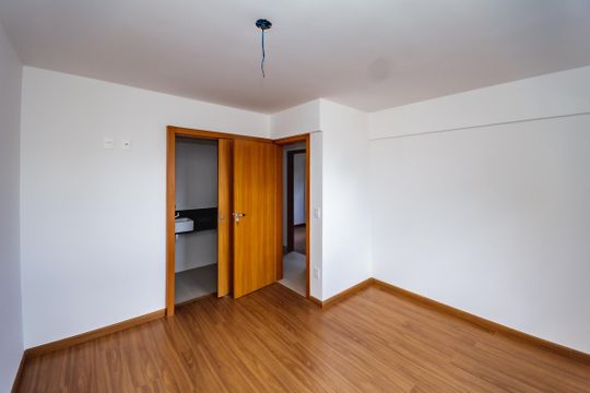 Apartamento à venda com 2 quartos, 79m² em Santa Rosa, Belo Horizonte