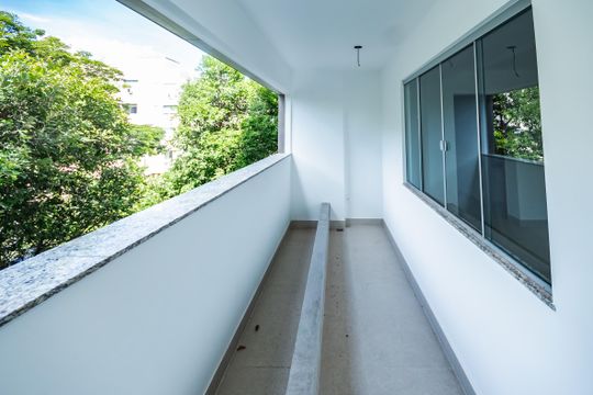 Apartamento à venda com 2 quartos, 79m² em Santa Rosa, Belo Horizonte