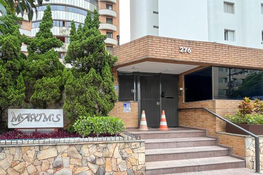Fachada + plaquinha de apartamento à venda com 4 quartos, 340m² em Santo Antônio, São Caetano do Sul