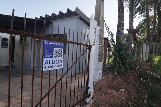 Fachada de casa à venda com 3 quartos, 130m² em Jardim Ana Maria, Jundiaí
