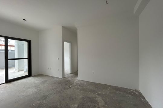 Sala de apartamento à venda com 2 quartos, 94m² em City América, São Paulo