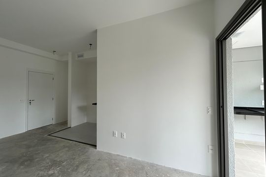 Sala de apartamento à venda com 2 quartos, 94m² em City América, São Paulo