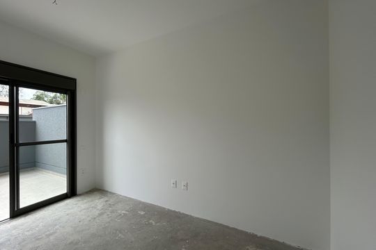Suíte  de apartamento à venda com 2 quartos, 94m² em City América, São Paulo