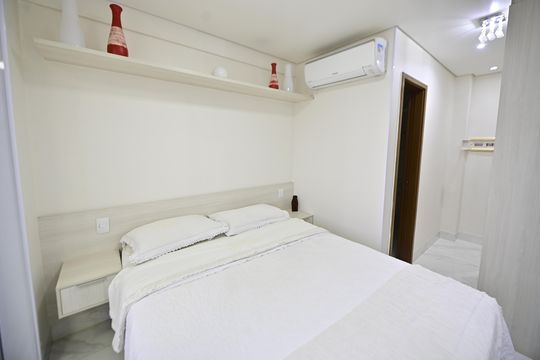 Suíte de apartamento para alugar com 1 quarto, 52m² em Jardim Goiás, Goiânia
